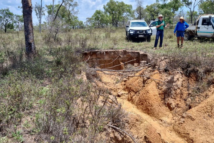 Rock gabions help stabilise the smaller structures in this gully, all designed to slow water, catch sediment and encourage revegetation. BEFORE Oct 2022. Credit: NQ Dry Tropics