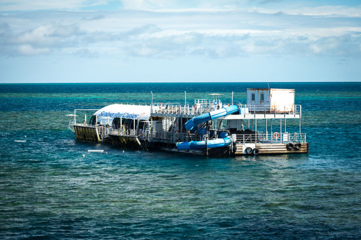 Sunlover reef pontoon